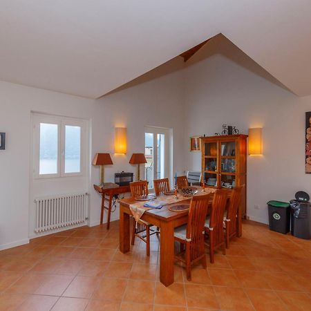 Appartamento Casa Bohemia Ghiffa Esterno foto