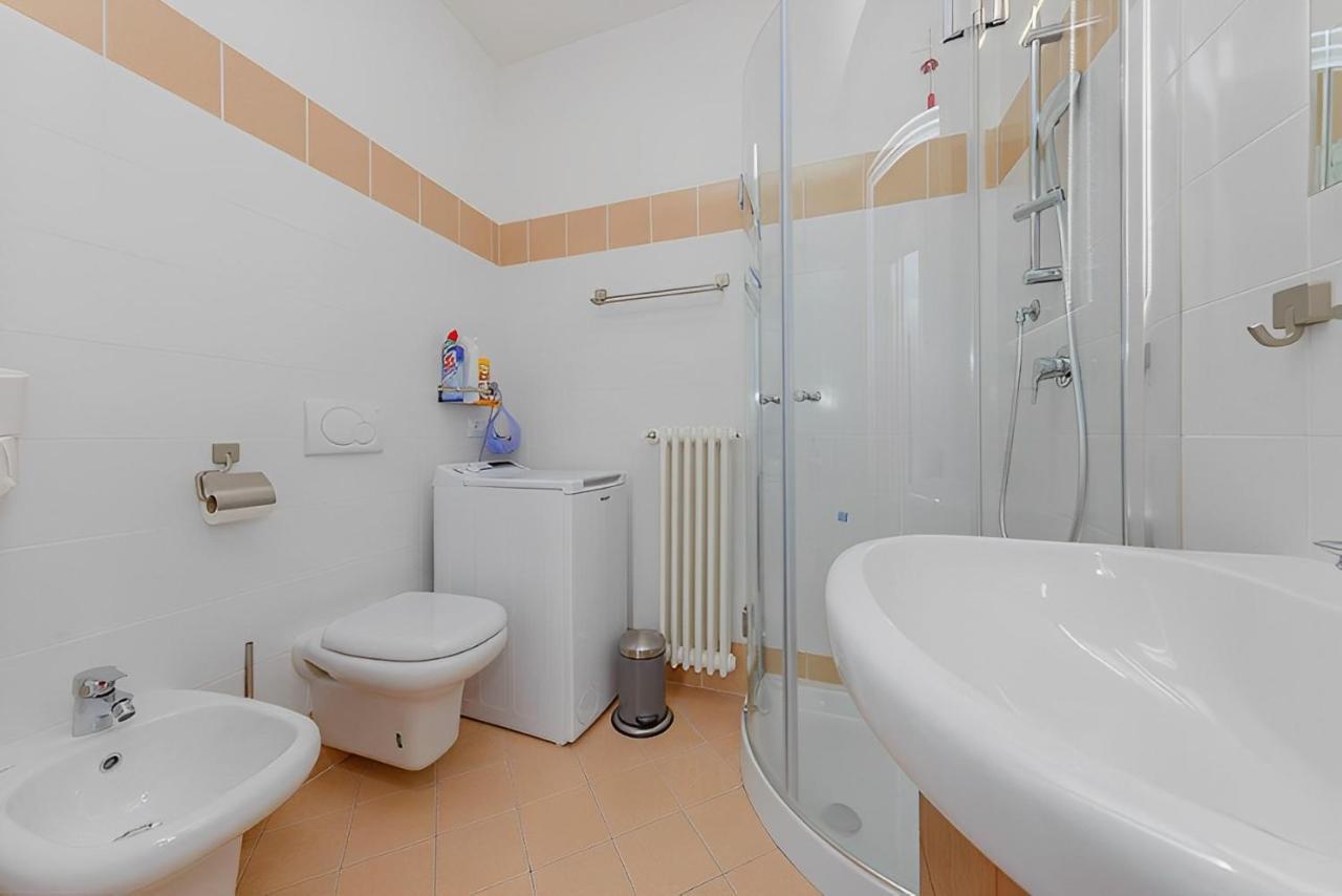 Appartamento Casa Bohemia Ghiffa Esterno foto